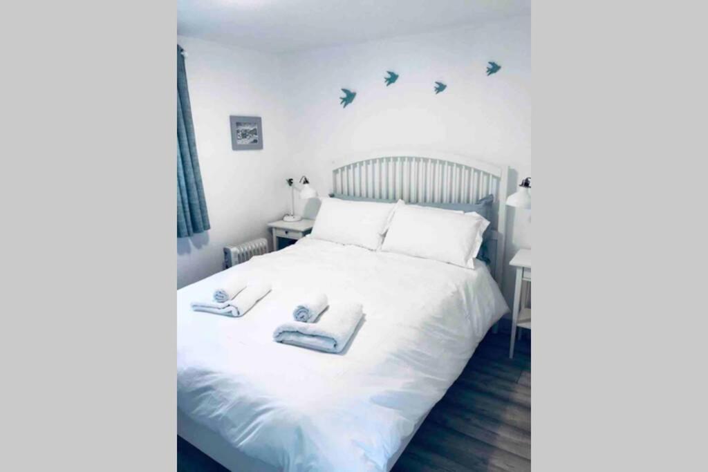 Fuchsia Apartment Tranquil Modern Seaside Apartment On The Wild Atlantic Way Galway Eksteriør billede